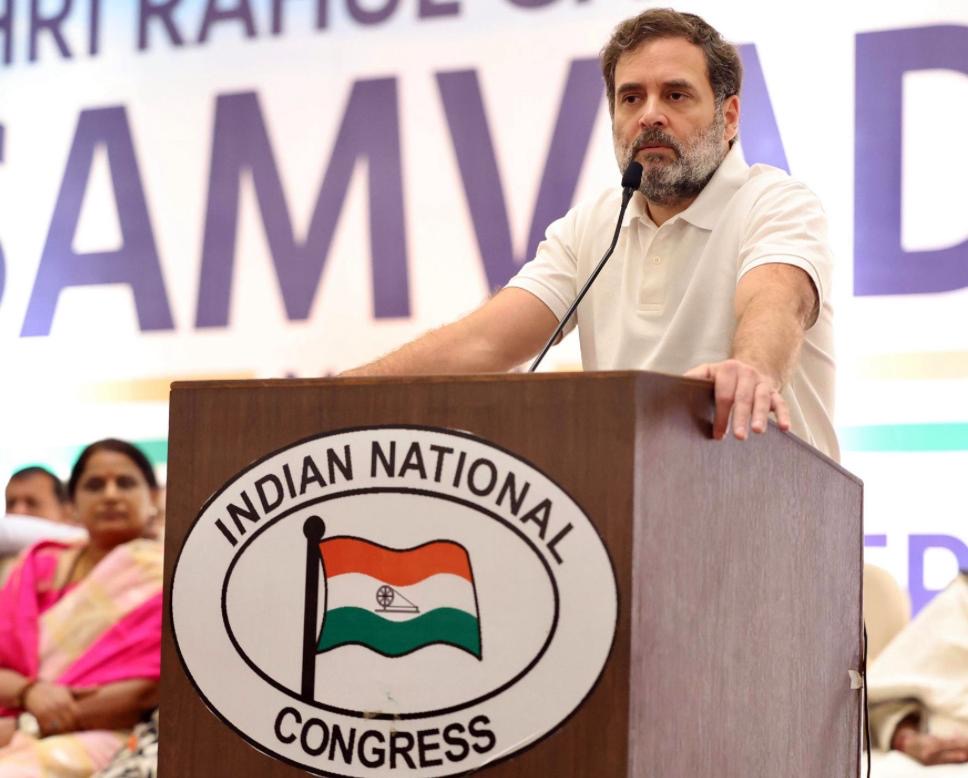 8658bf31 d0d6 4ca0 9b81 9a24b21f03ee