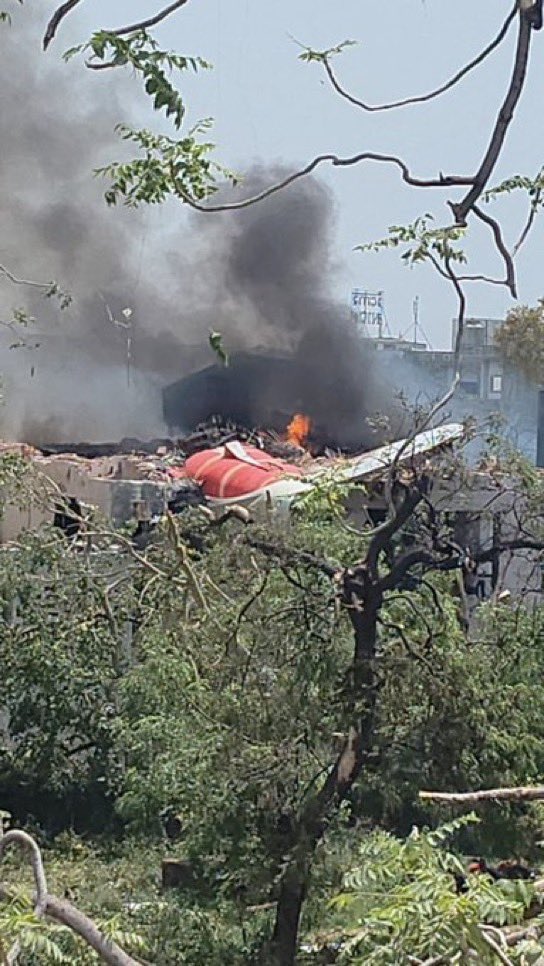 ahmedabad plane crash 4
