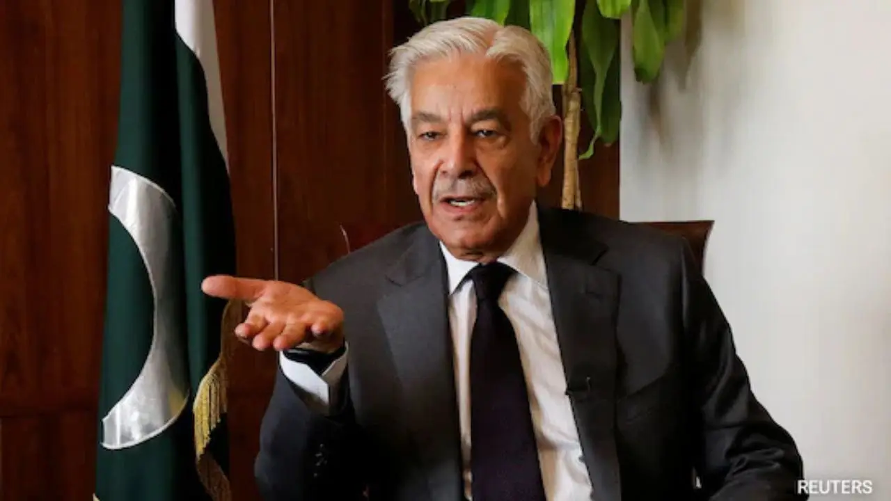 pakistan s defence minister khawaja asif 66612770