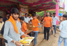 શહેરા : હોસેલાવ ચોકડી પાસે અંબાજી જતા માઈભક્તોની 10 વર્ષથી નિસ્વાર્થ સેવા કરતો બાપા સીતારામ વિસામો