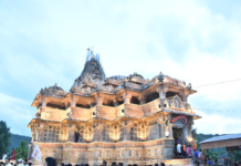 અરવલ્લી : શામળાજી મંદિરમાં ઝળહળ્યા ૫ હજાર ‘આશીર્વાદના દીવા’