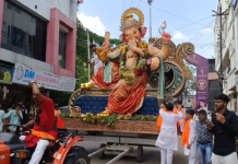 પંચમહાલ:ગણપતિ બાપા મોરિયા અગલે બરસ તુ જલ્દી આના ના નાદ વચ્ચે ગોધરા શહેરમાં દુંદાળા દેવનુ રામસાગરમાં વિસર્જન