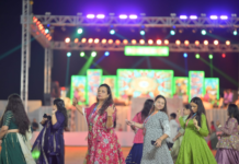 અરવલ્લી : મોડાસા શહેર સહિત જીલ્લામાં ઘટ સ્થાપન સાથે નવરાત્રીનો ભવ્ય પ્રારંભ,ખેલૈયાઓ પ્રથમ નોરતે ઝૂમ્યા