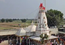 સાબરકાંઠા : પ્રાંતિજના કાલીપુરામાં સ્વયંભૂ મહાકાળી માતા મંદિરે નવરાત્રિમાં માતાજી સાક્ષાત ગરબા રમતા હોવાની આસ્થા