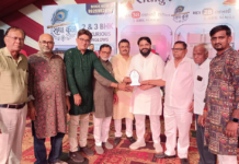 અરવલ્લી : લાયન્સ ક્લબ ઓફ મોડાસા ટીમે નવરાત્રી મહોત્સવ સંચાલકોને મોમેન્ટોથી સન્માનિત કર્યા